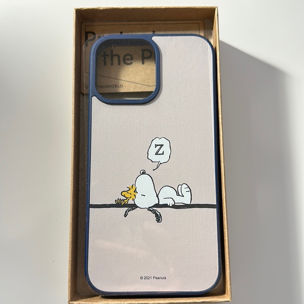 Rhinoshield x Snoopy SolidSuit iPhone 13 Pro Max Case  (Brand New)